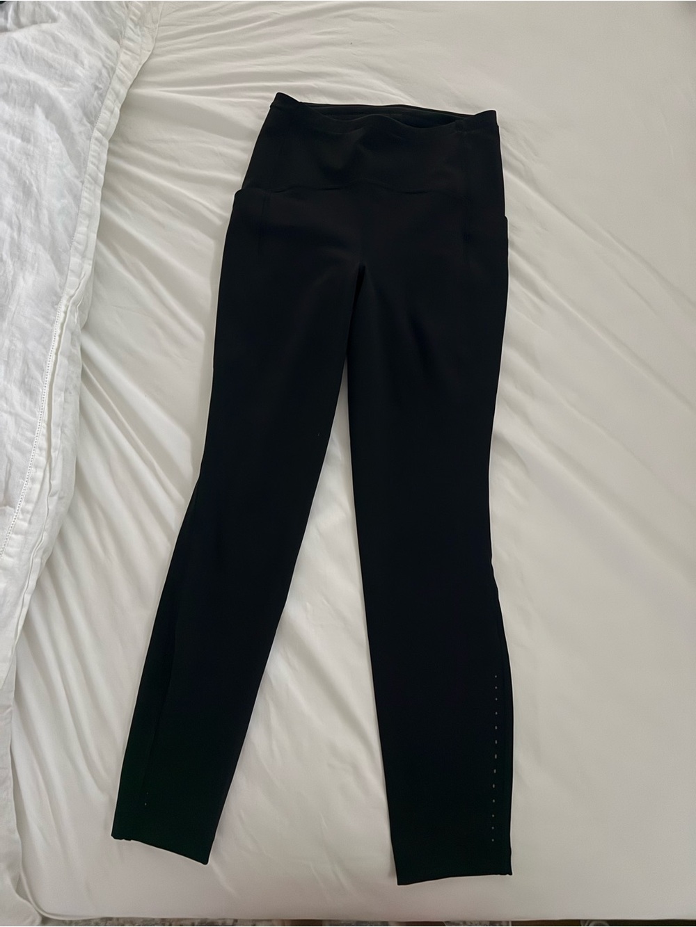 Lululemon swift speed high rise tight 25in size 4 black